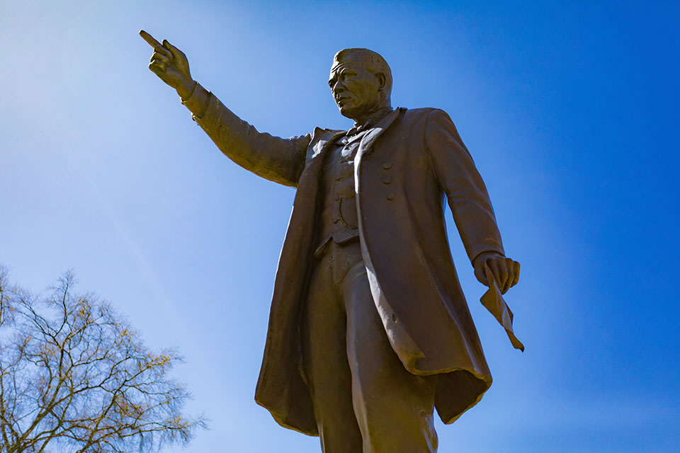 Mission of the James T. George School of Business at Hampton University