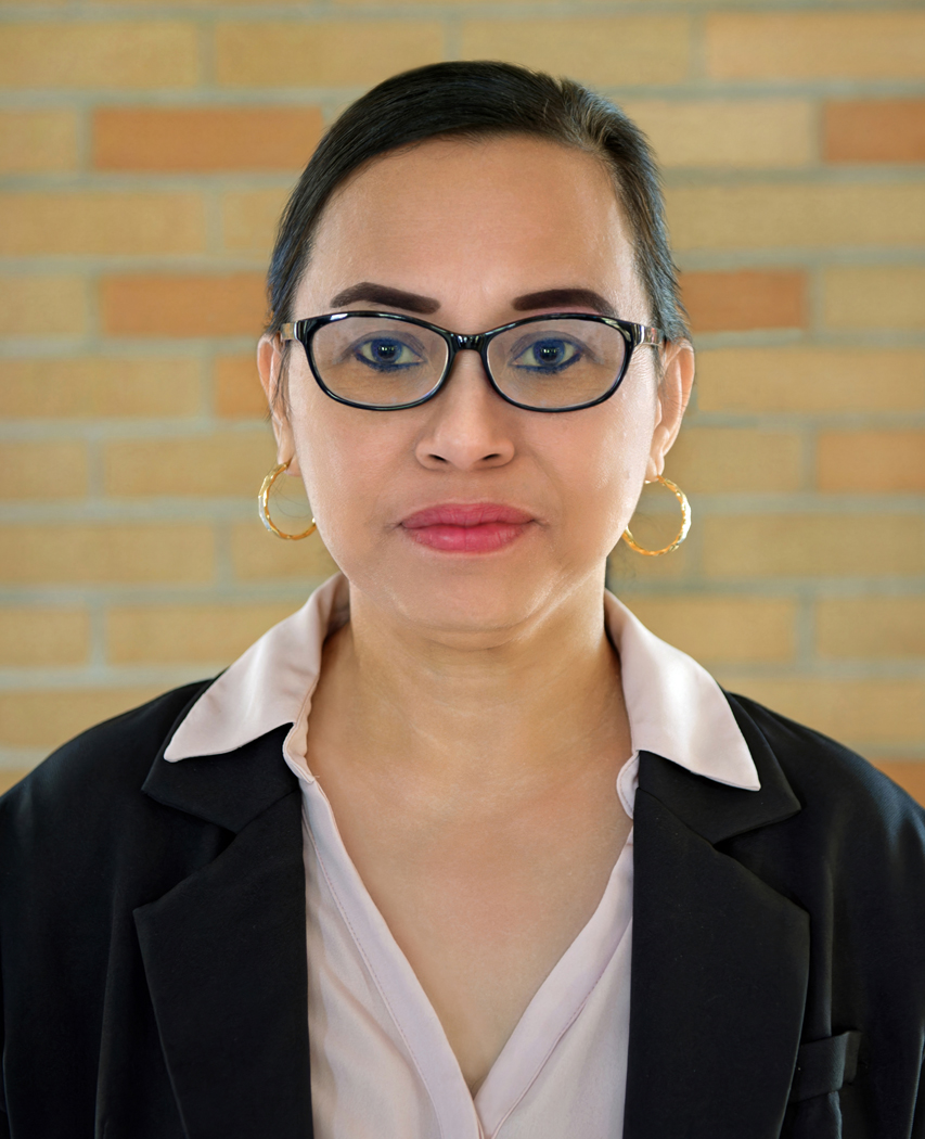 Mrs. Ana Palmer of the James T. George School of Business at Hampton University