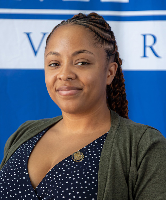 Photo of Gabrielle Smith